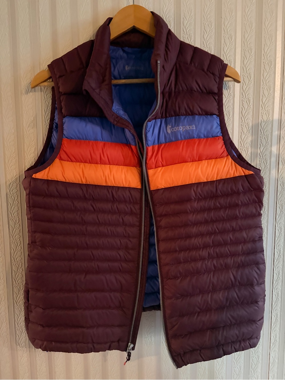Cotopaxi Fuego Down Packable Womens Vest Size Large Rainbow